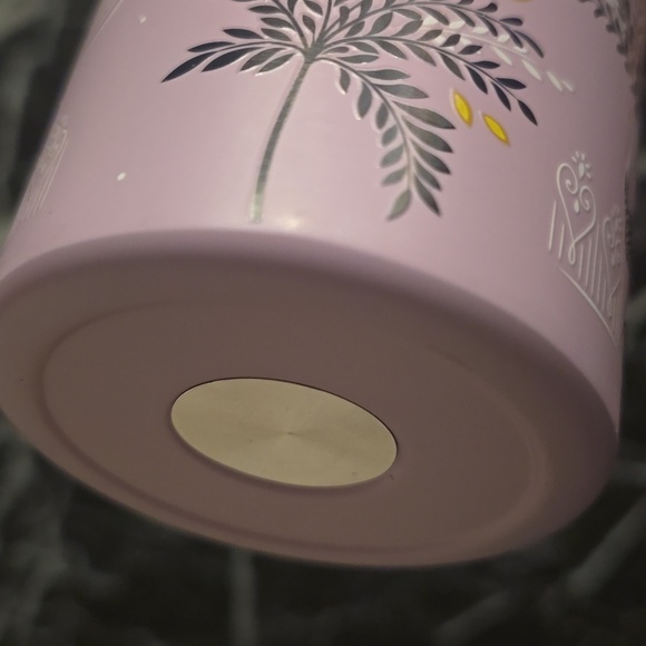 Sara Miller Lavender Travel Tumbler with Straw, 20 Oz., Retail Price $28.00US - Picture 16 of 16